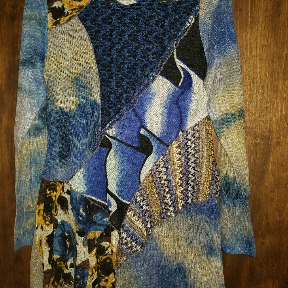 Multi colored tunic top